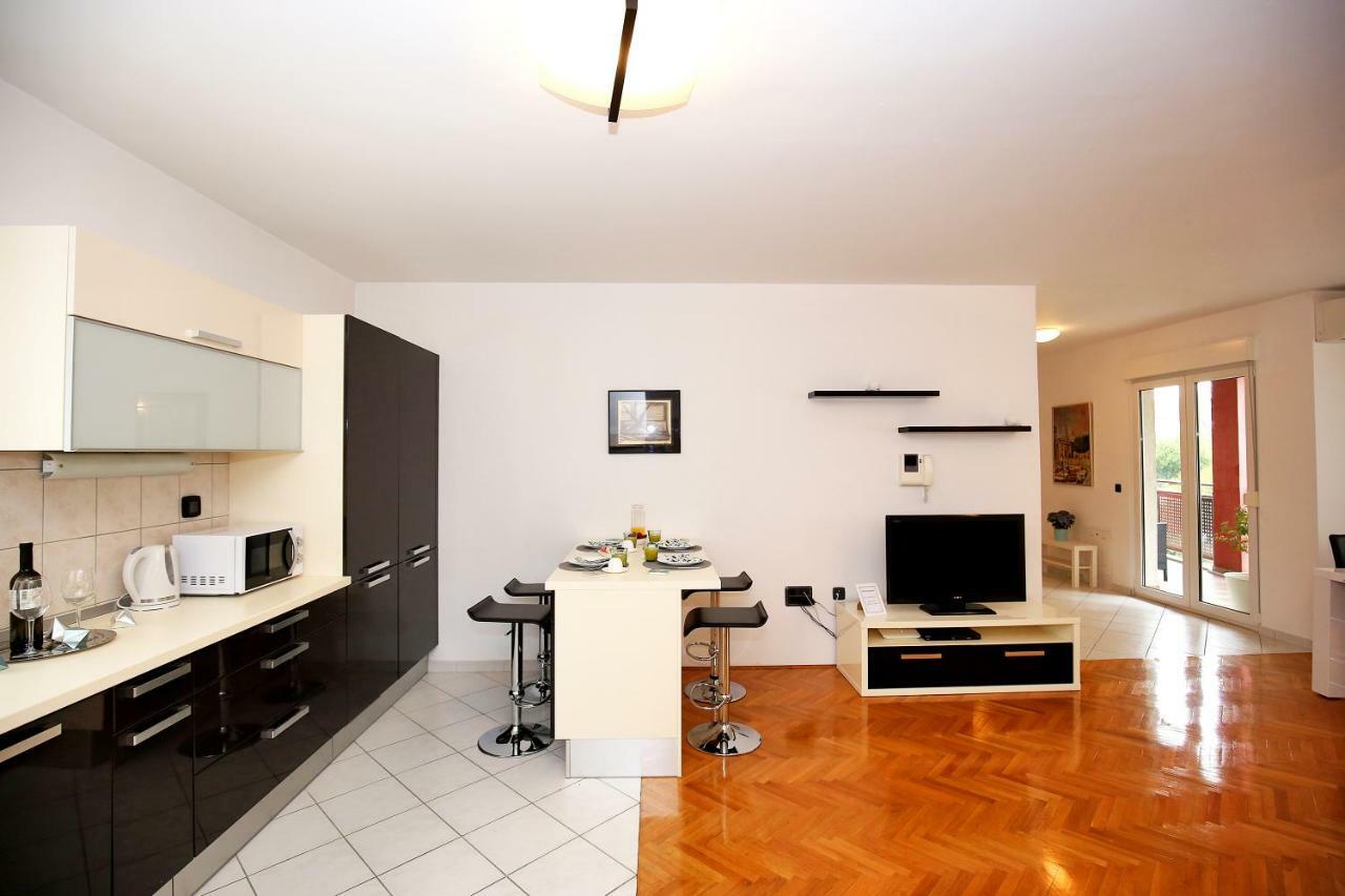 City Gallery Apartment Zadar Bagian luar foto